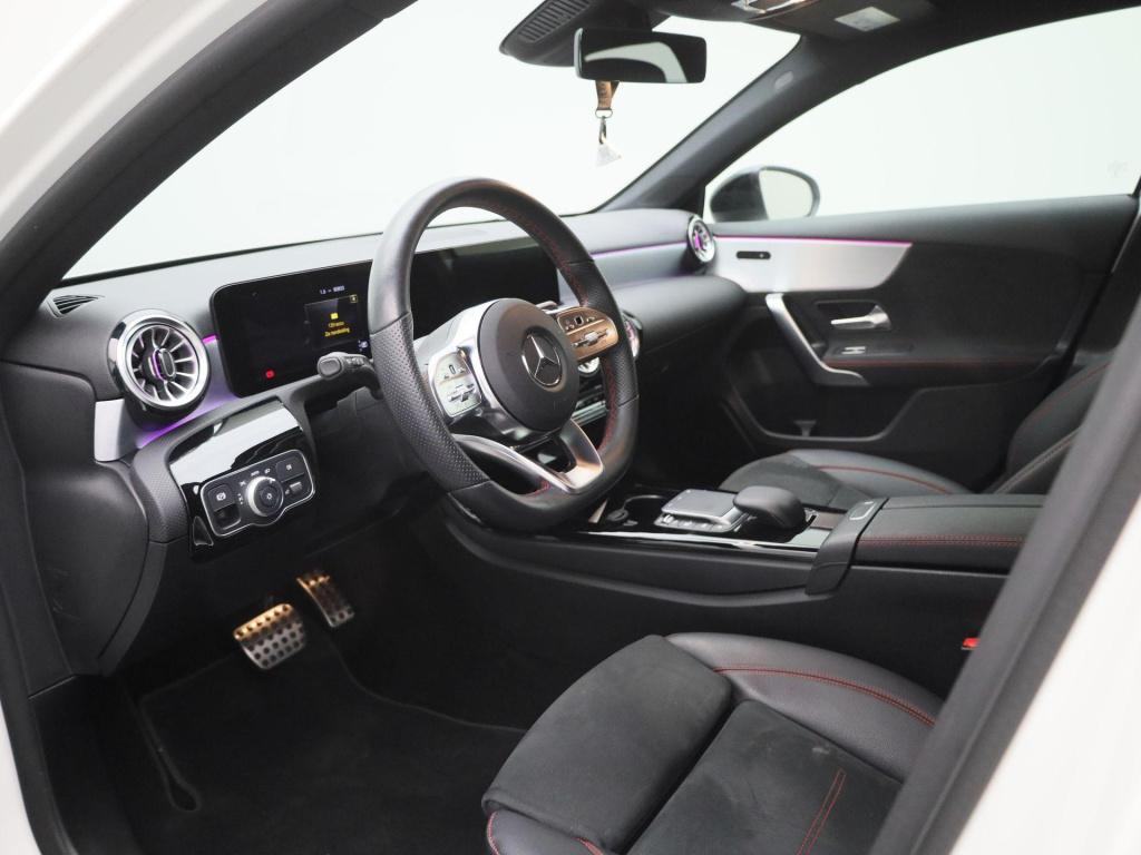 Mercedes-Benz A-Klasse 180 business solution amg | automaat | navigatie | s
