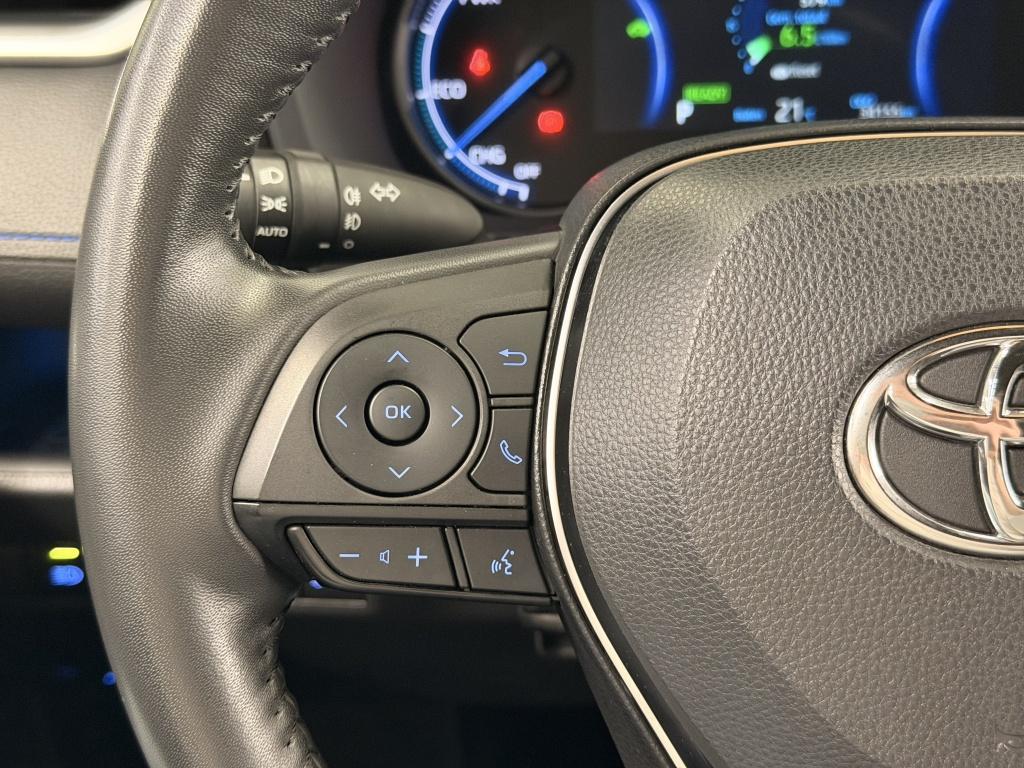 Toyota Rav4 2.5 hybrid awd bi-tone| jbl| achtr.camera| adapt.cruise