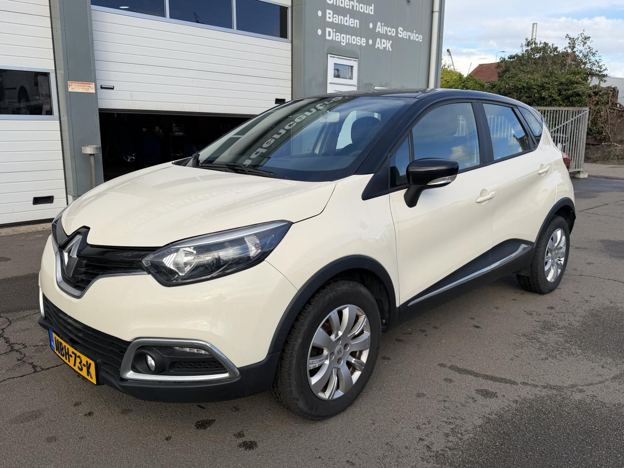 Renault Captur 0.9 Tce Bouwjaar 2016 NAP AIRCO ! ! !