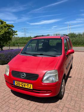 Auto opel agila