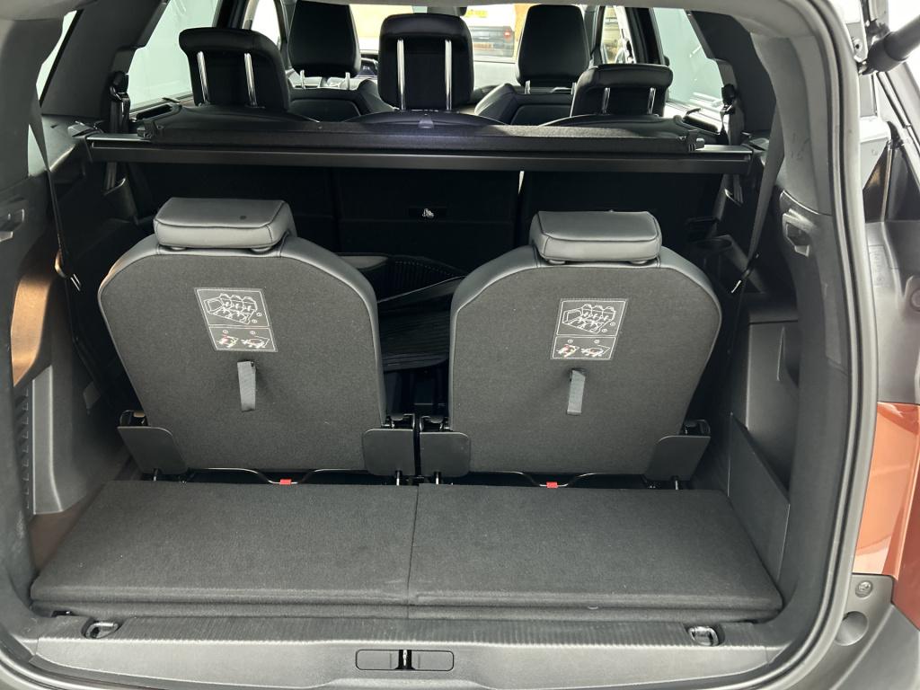 Peugeot 5008 180pk gt pack business | rijklaar | trekhaak | leer | adaptiev