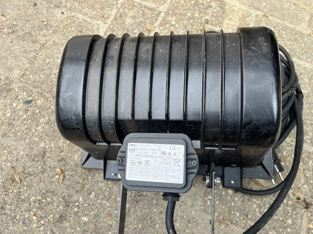 4 Bouwlamp Spider 1000-80, IP 65 met ophanghaak Reiche & Vogel