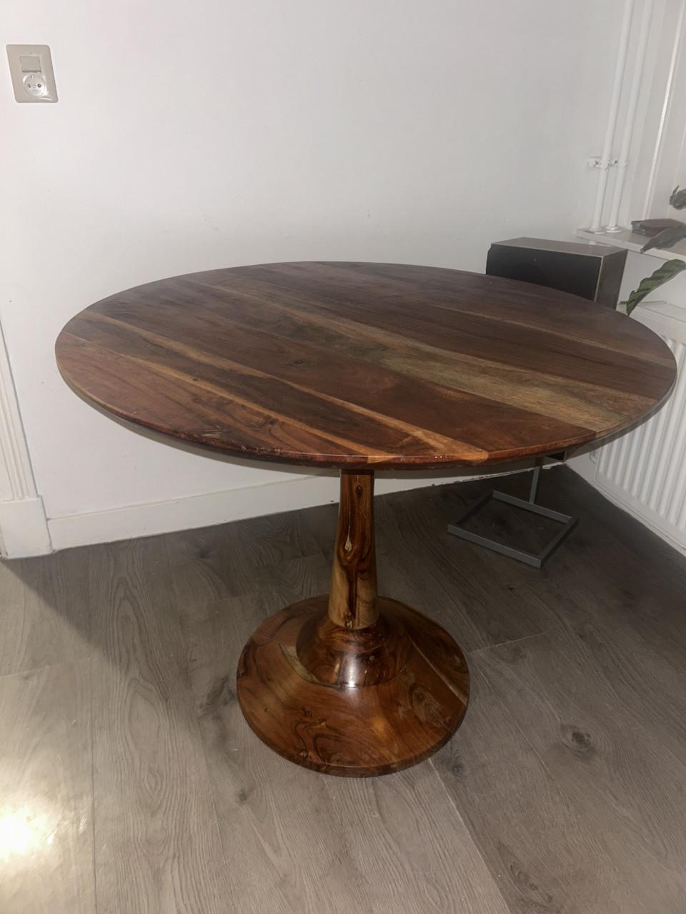 Mooie Madame Stoltz tafel