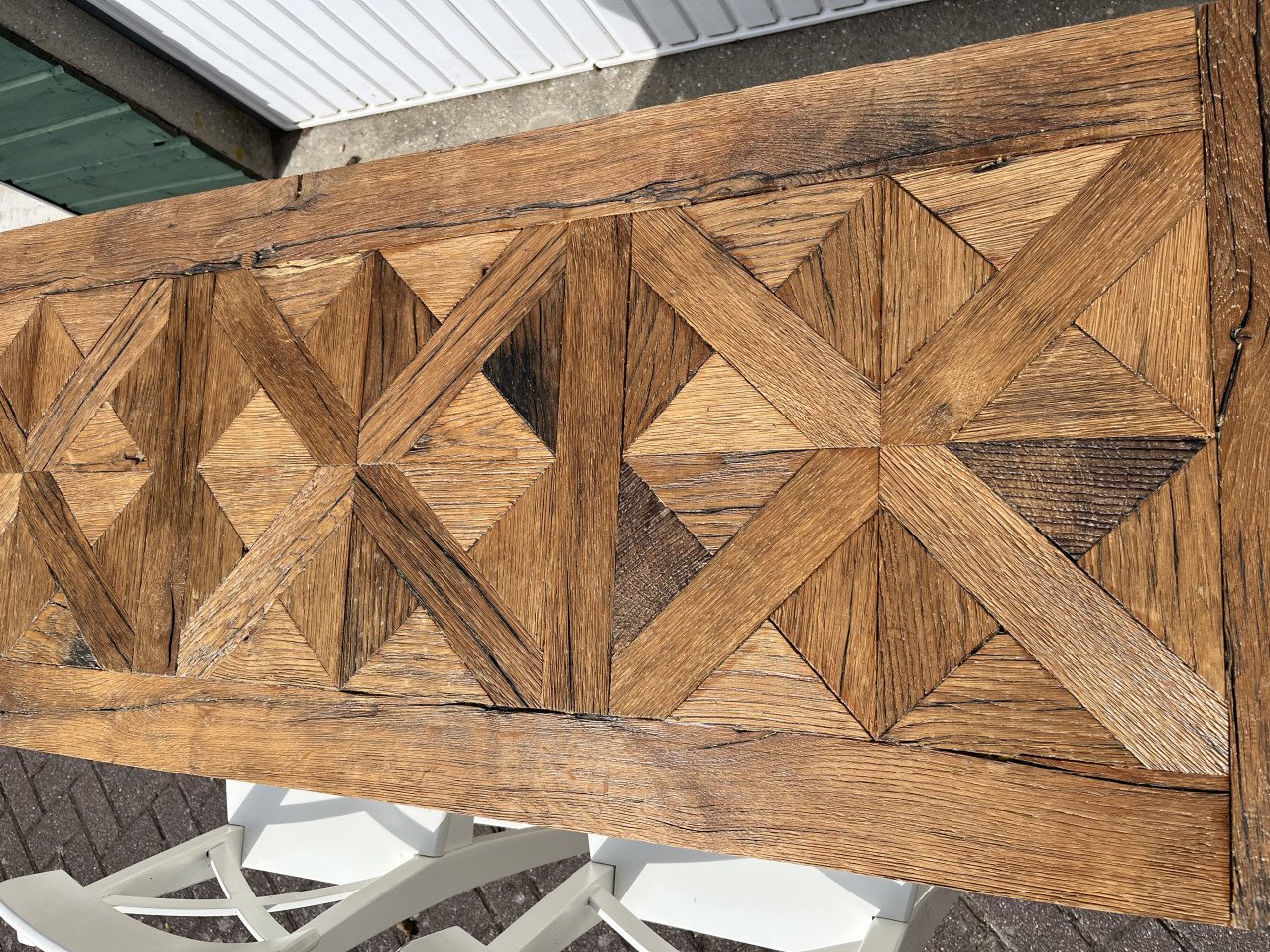 Bartafel met oud eiken ingelegd blad
