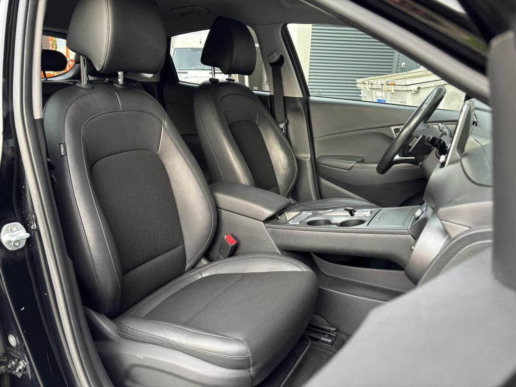 Hyundai Kona ev fashion 64 kwh design pack soh 95% 3-fase lader!