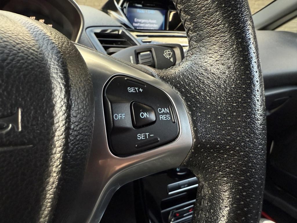 Ford Fiesta 1.6 st // nieuwe motor + koppeling, distributie en grote beurt 