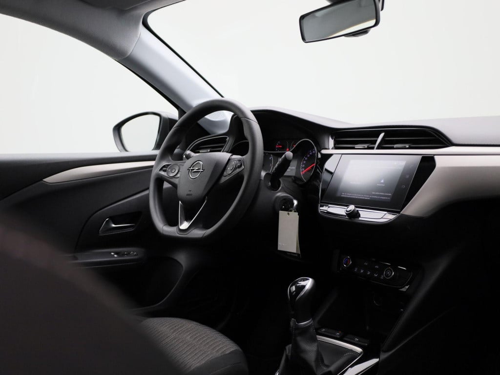 Opel Corsa 1.2 edition | lmv | parkeer sensoren | airco | cruise control | 