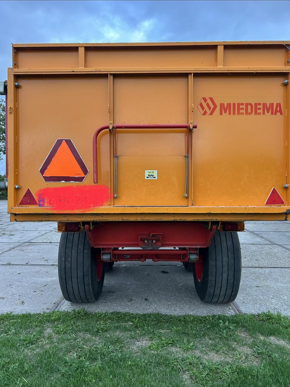 Kiepwagen miedema