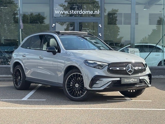 Mercedes-Benz Glc 300e 4matic amg line l panoramadak l night l memory l weg