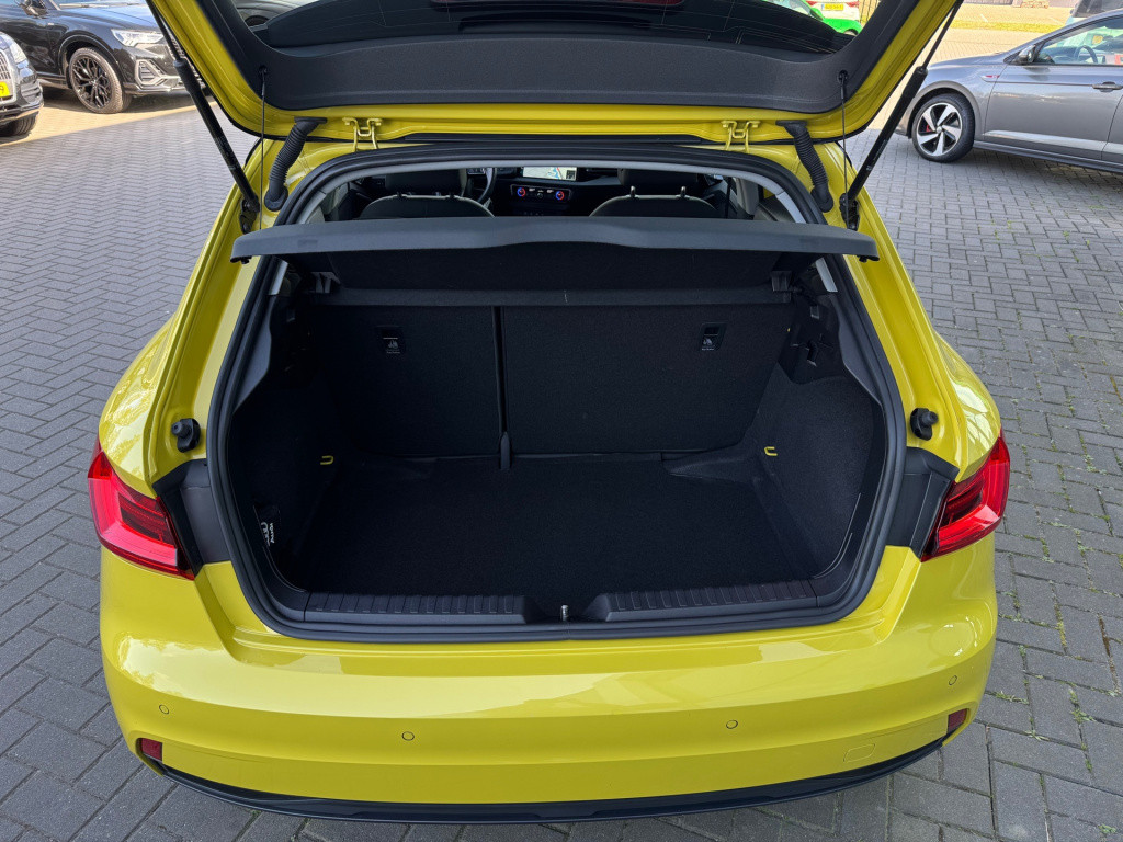 Audi A1 Sportback 25 tfsi edition s- line * carplay * led * automaat