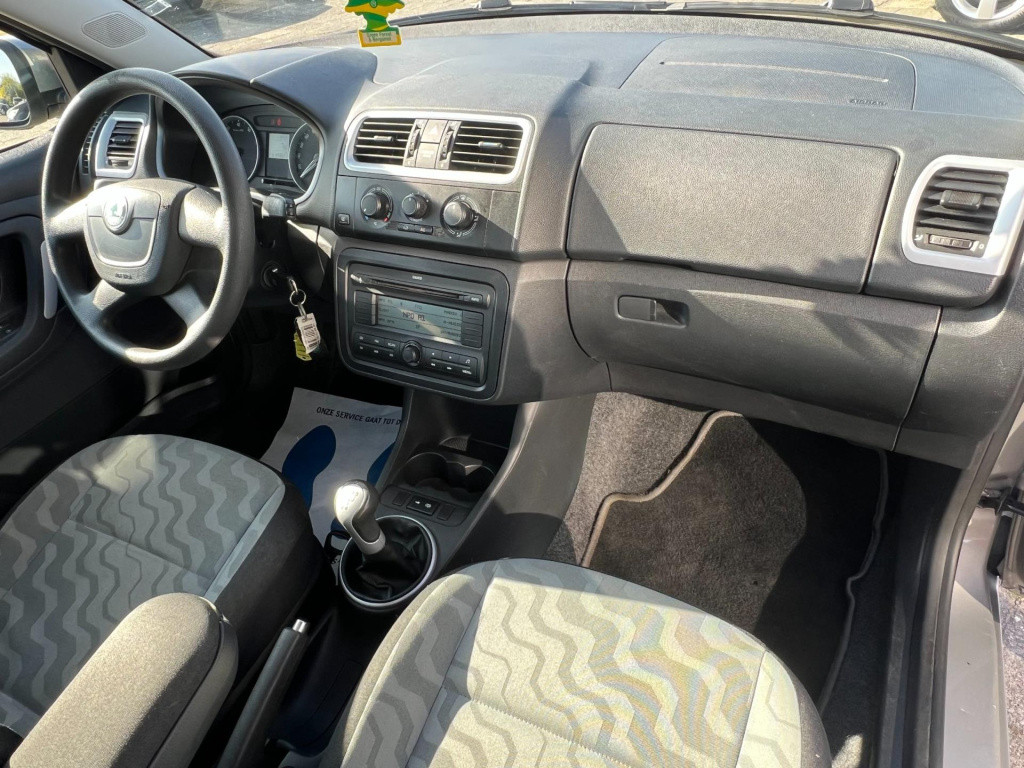 Skoda Fabia combi 1.4-16v ambition business line, airco, trekhaak enz...
