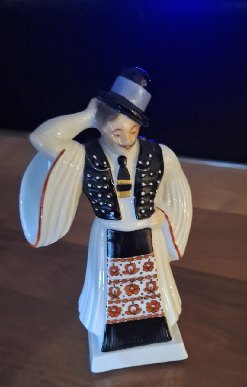 Herend porseleinen beeldjes.