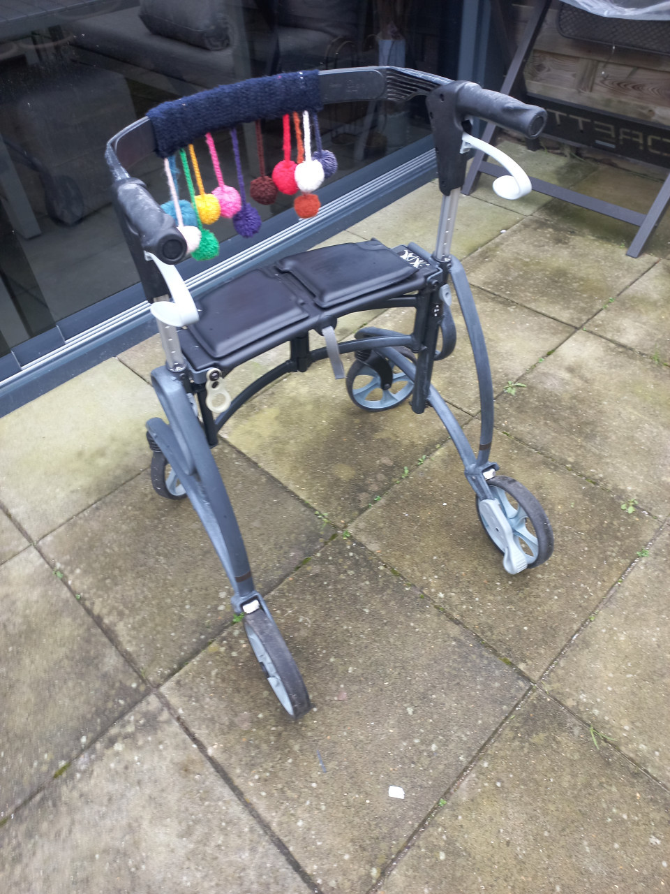 Dolomite en het type Jazz. gebruikt rollator.