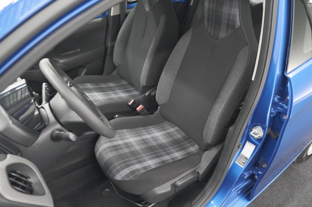 Peugeot 108 1.0 e-vti active | camera | apple carplay | airco | allseason b