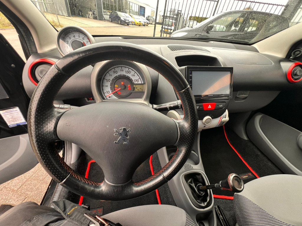 Peugeot 107 1.0-12v xr
