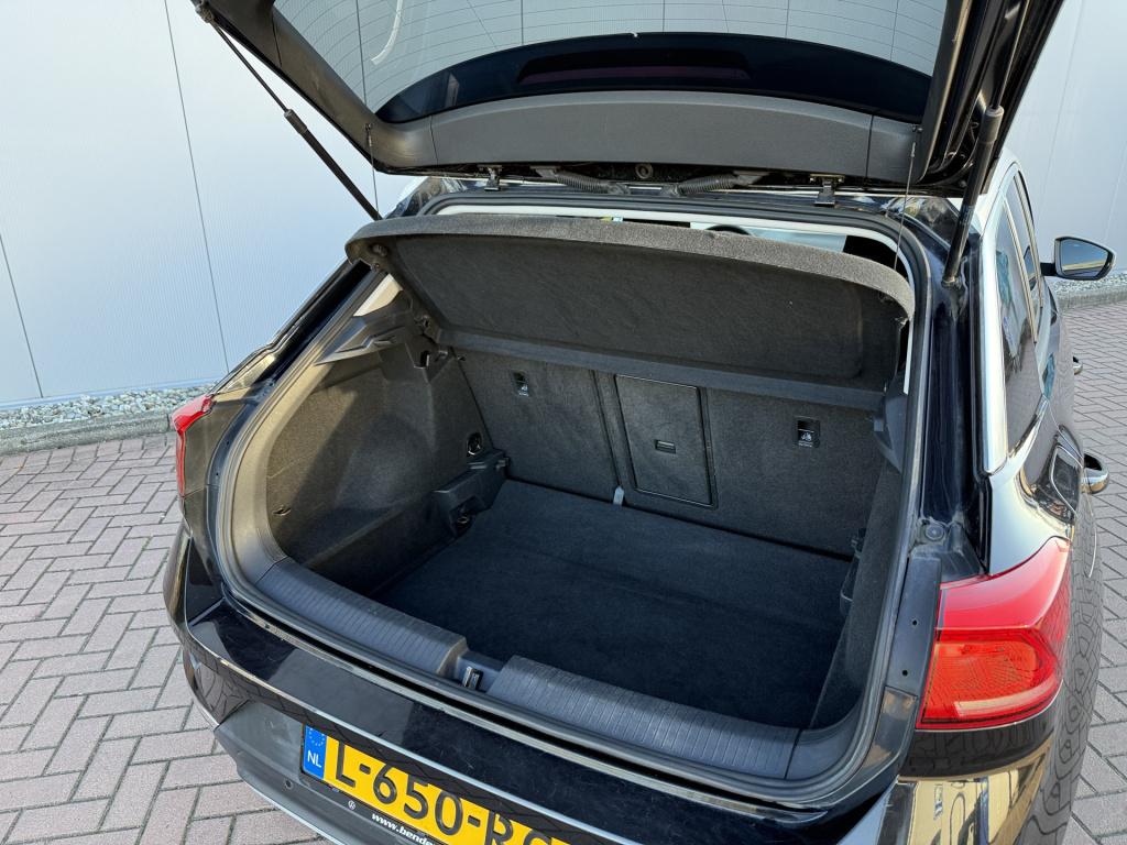 Volkswagen T-roc 1.5 tsi 150pk sport