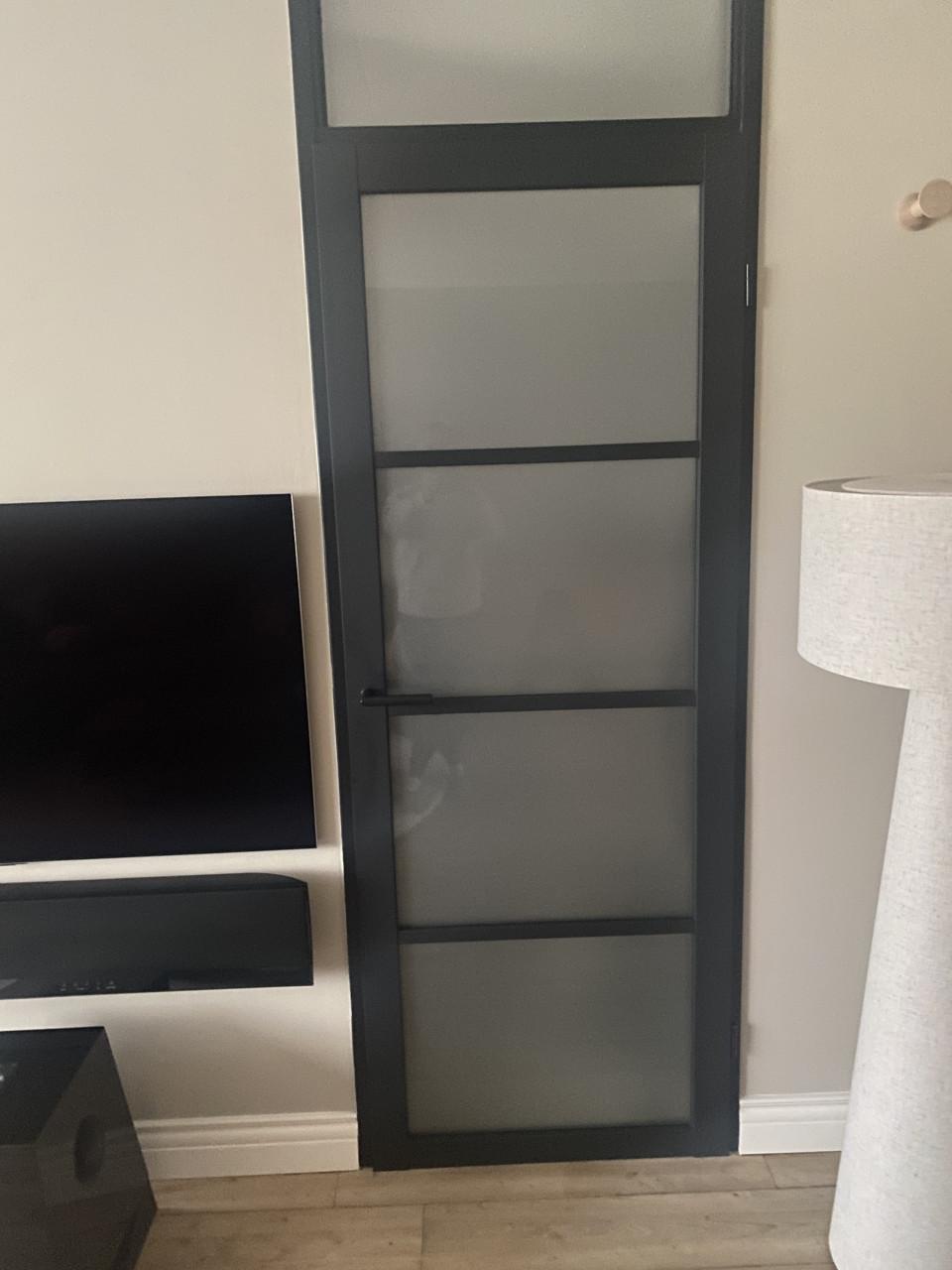 Industriële look opdekdeuren  met glas