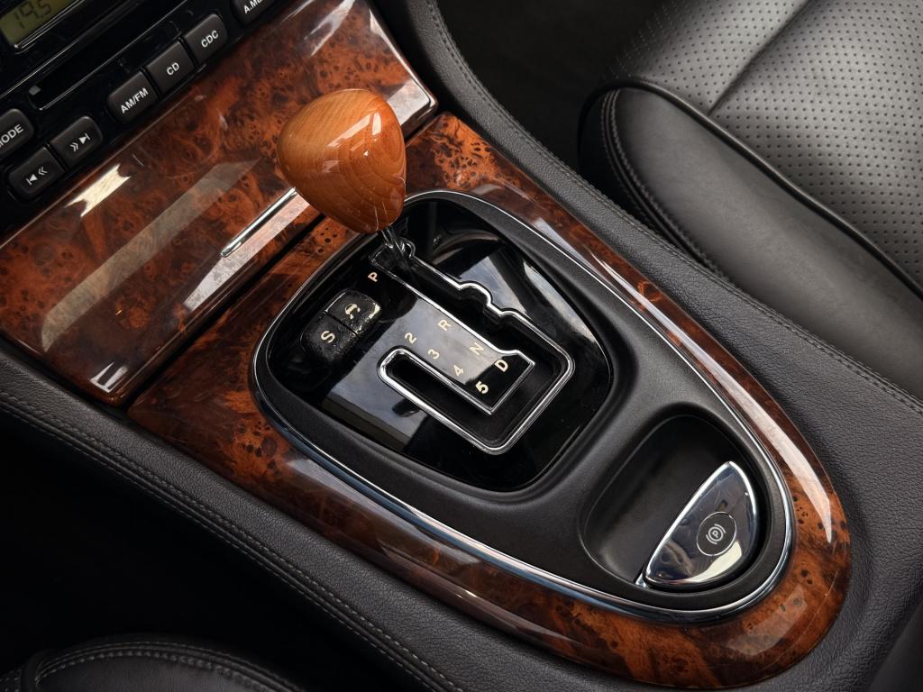 Jaguar Xj 4.2 v8 lwb | leder | alpine speakers | navigatie | stoel ventilat