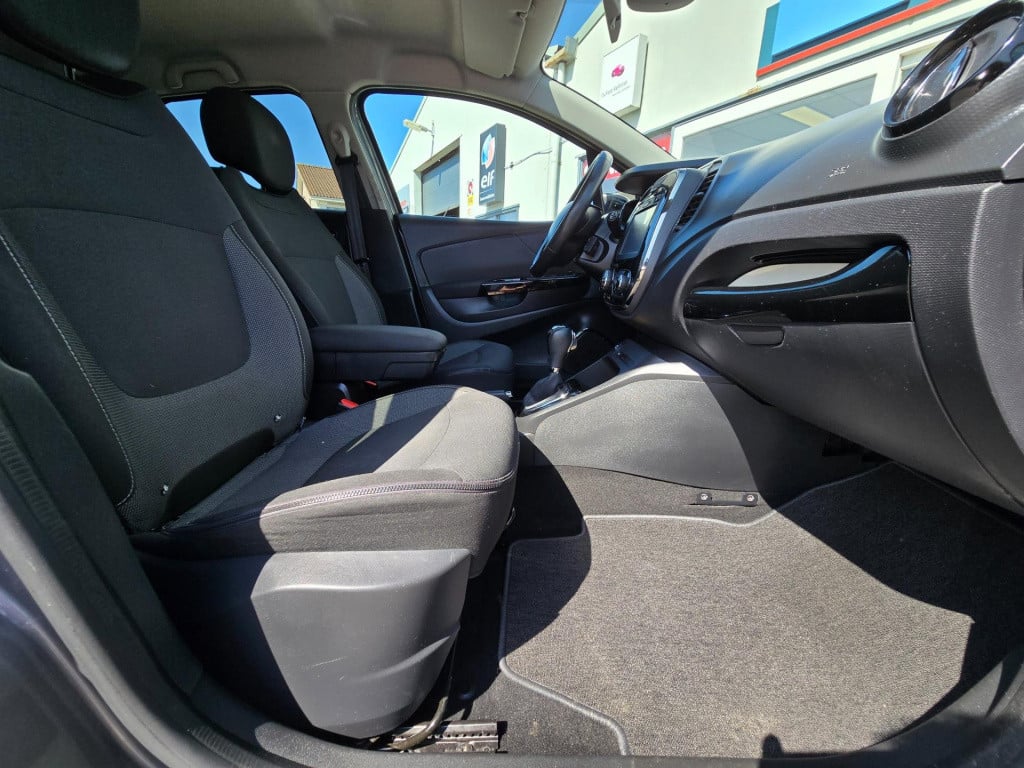 Renault Captur 1.2 tce helly hansen, automaat!