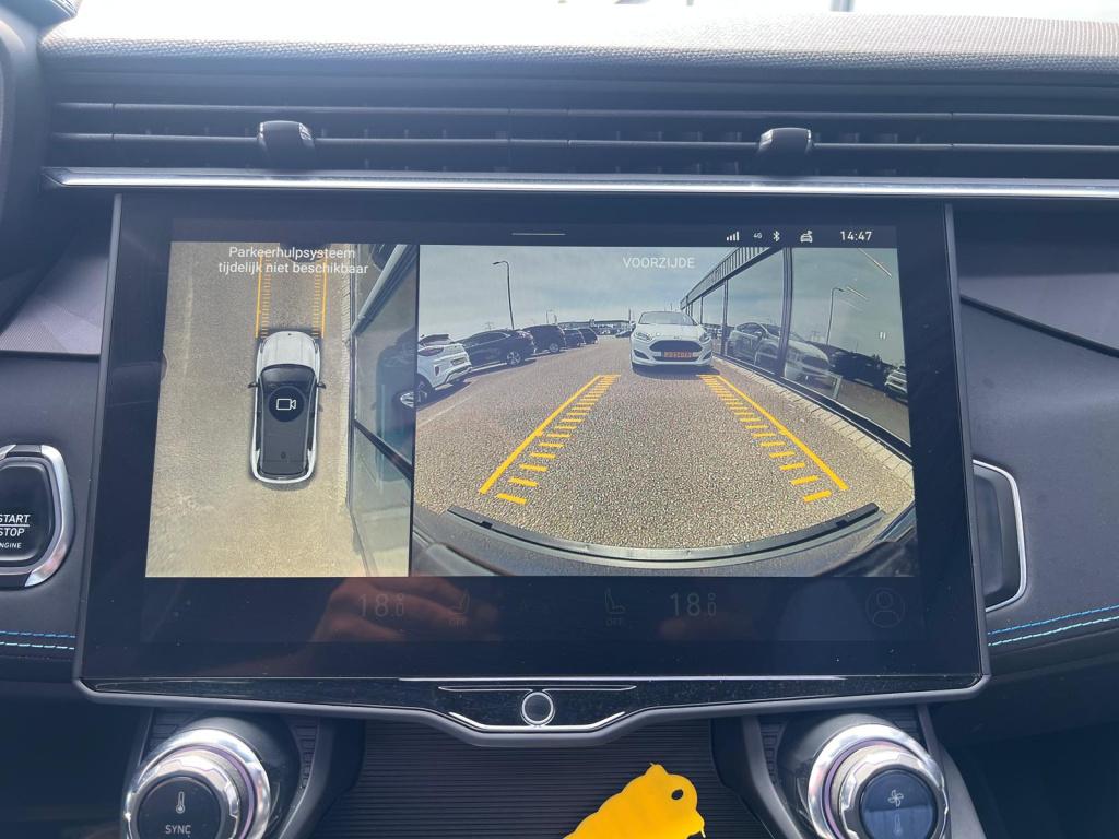 Lynk & Co 01 1.5 261pk panodak , adaptive cc , carplay , 360gr camera
