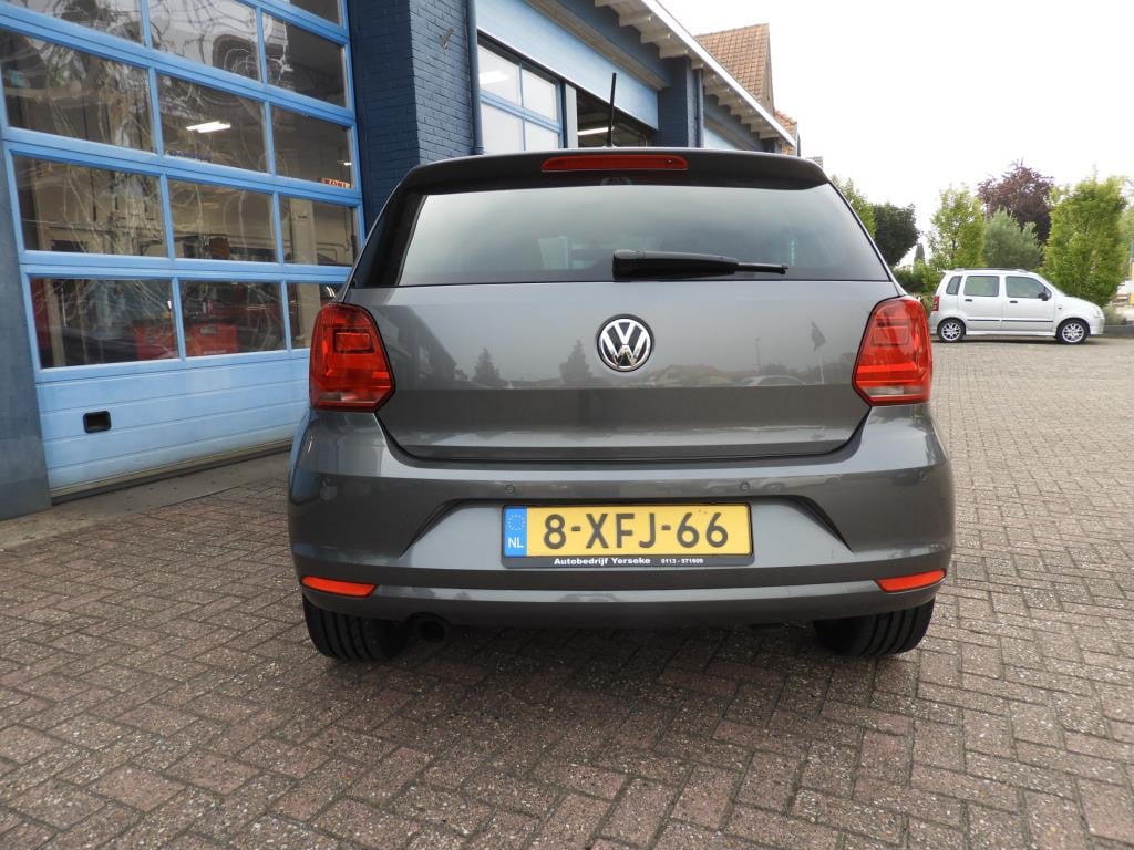 Volkswagen Polo 1.2 tsi highline nap nl auto
