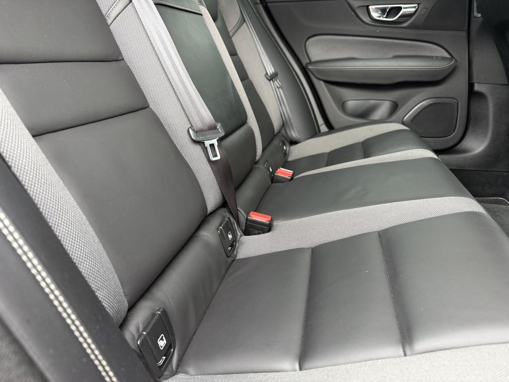 Volvo S60 2.0 t4 r-design 190pk | org. nl | top staat!