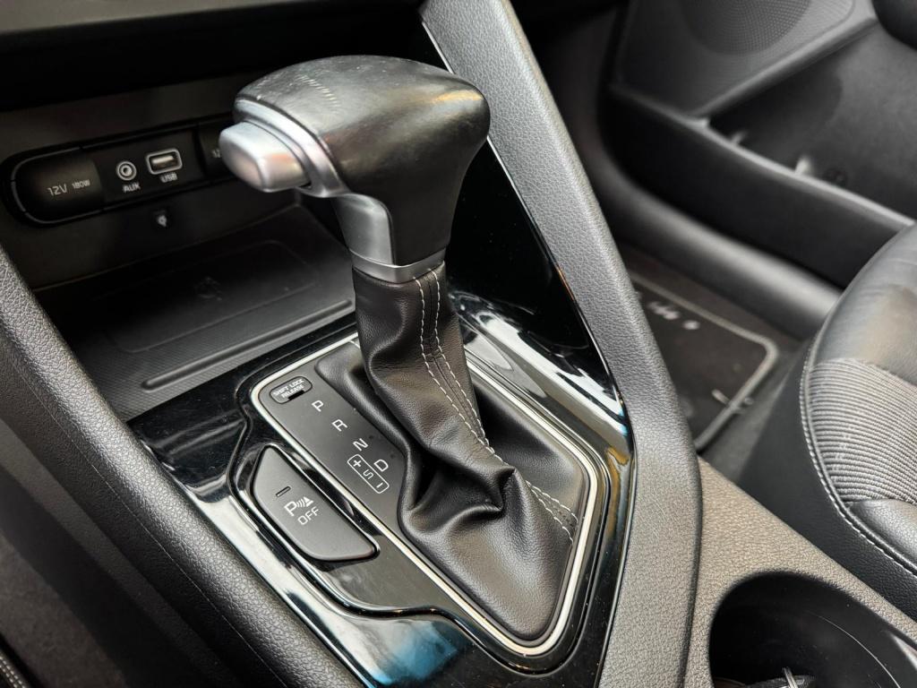 Kia Niro 1.6 gdi hybride - stoelverwarming - stuurwielverwarming - leer