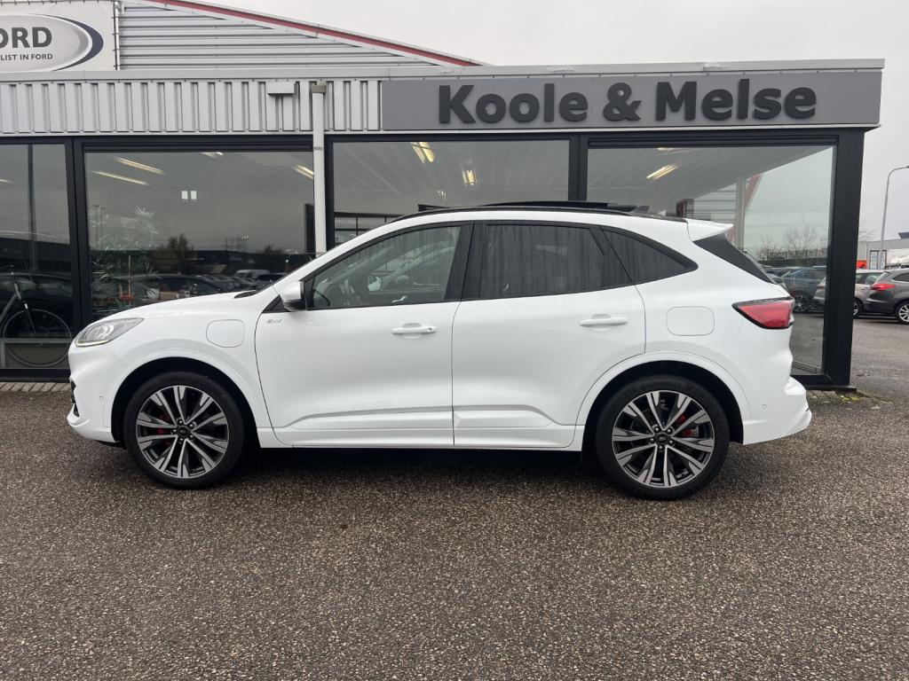 Ford Kuga 2.5 phev e-cvt 225pk st-line x , pano dak , 19inch , voorruitverw