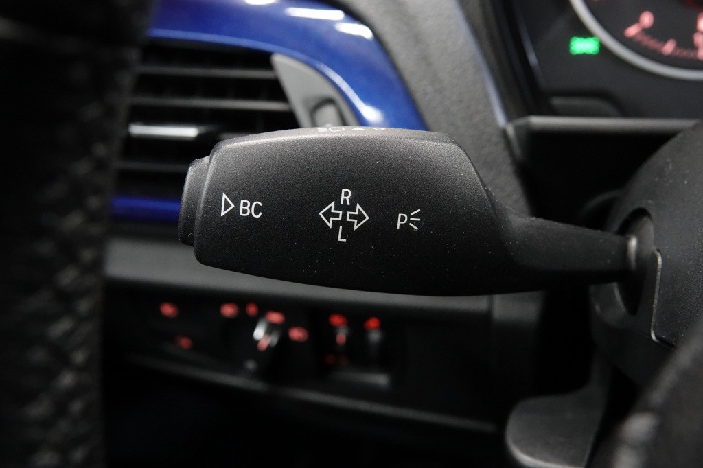 BMW 1 Serie 116i executive | cruise | navi | pdc | stoelv. |