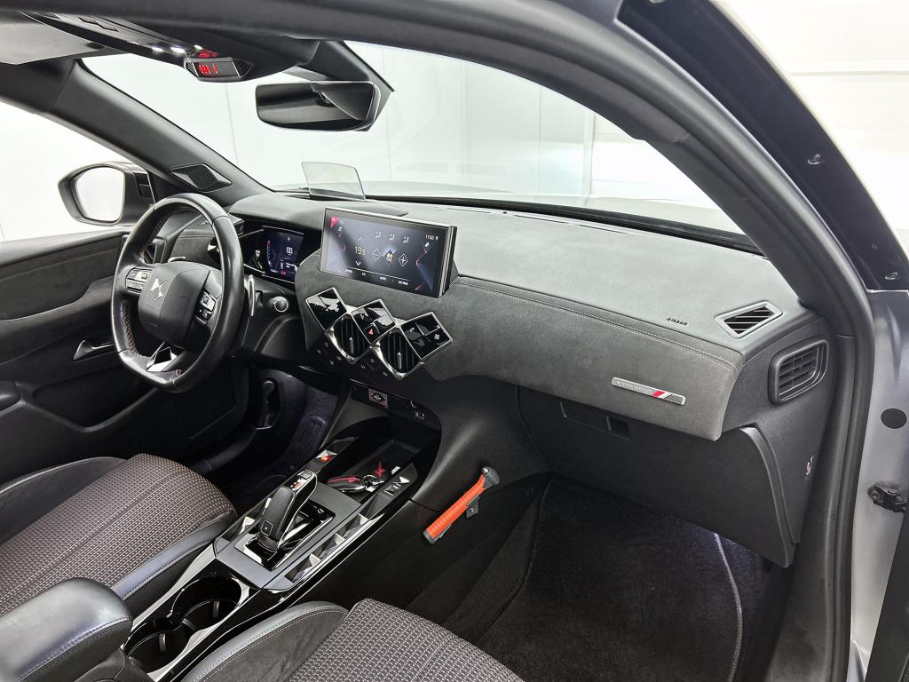 Ds Ds 3 crossback 130pk automaat performance line | rijklaar | camera | nav