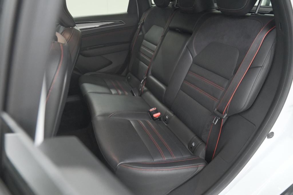 Renault Arkana 1.3 tce 140 edc rs line | camera | cruise control adaptief |