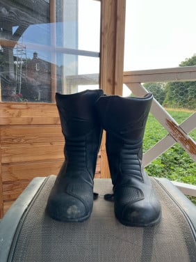 Te koop alpinistar motor laarzen.