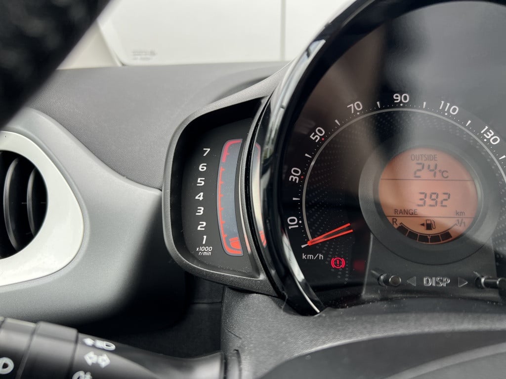Toyota Aygo 1.0 vvt-i x-play