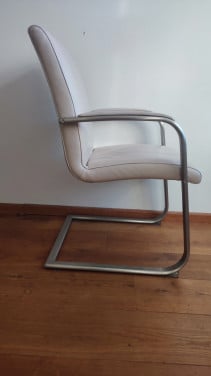 4 eetkamerstoelen