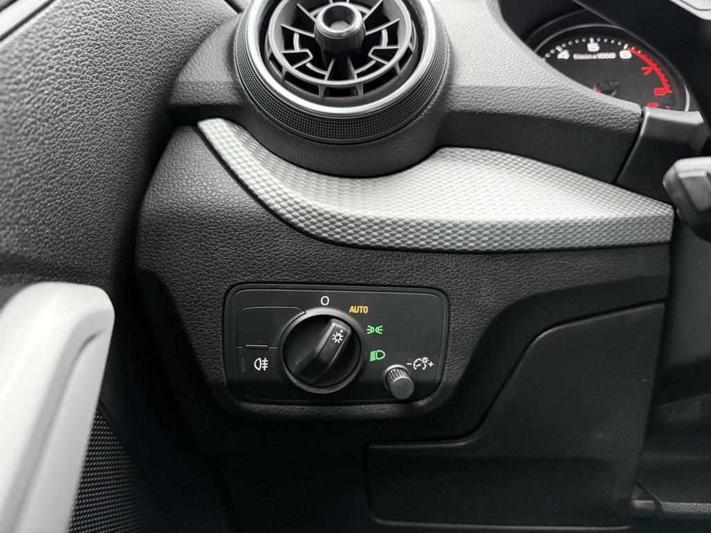 Audi Q2 35 tfsi 150pk s-tronic pro line | acc | camera | keyless