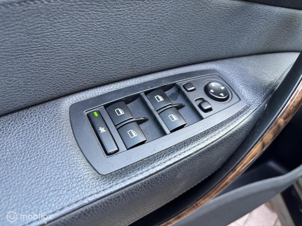 BMW X3 xdrive25i high executive