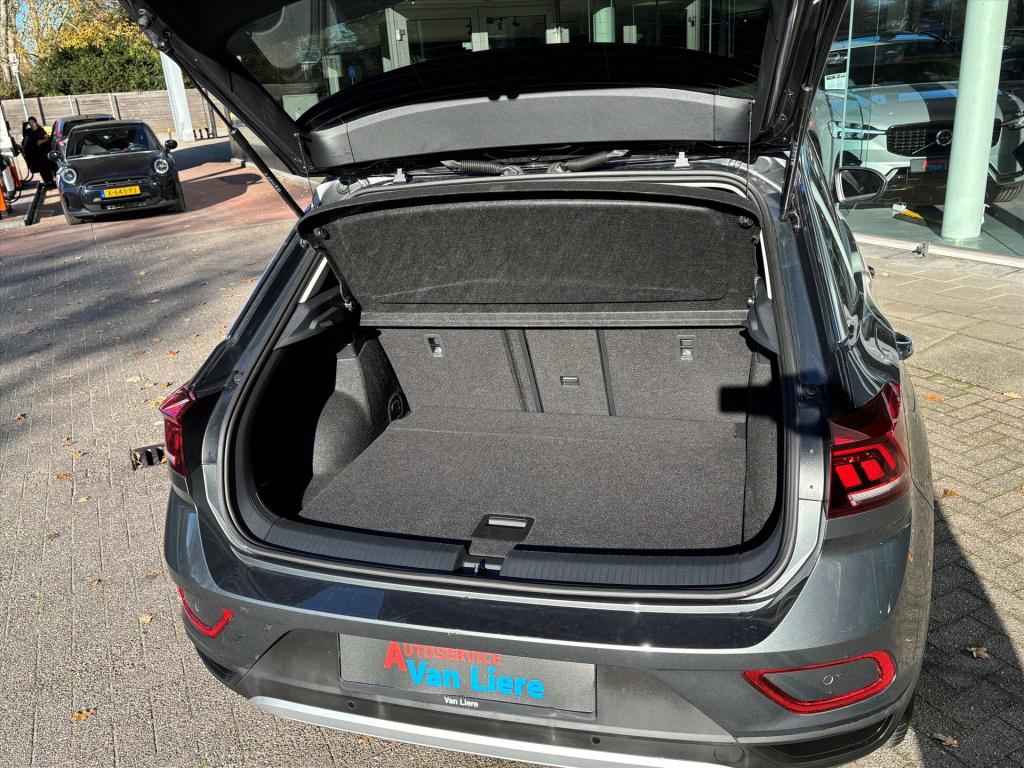 Volkswagen T-roc 1.5 tsi 150pk 7-dsg life edition| navi|carplay|autom inpar