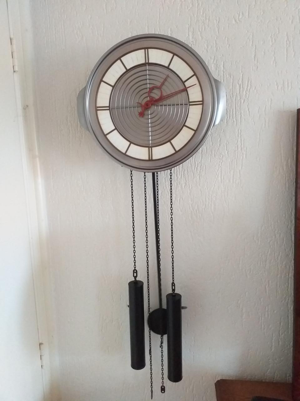 """UNIEK EIGEN ONTWERP van de KLOK""