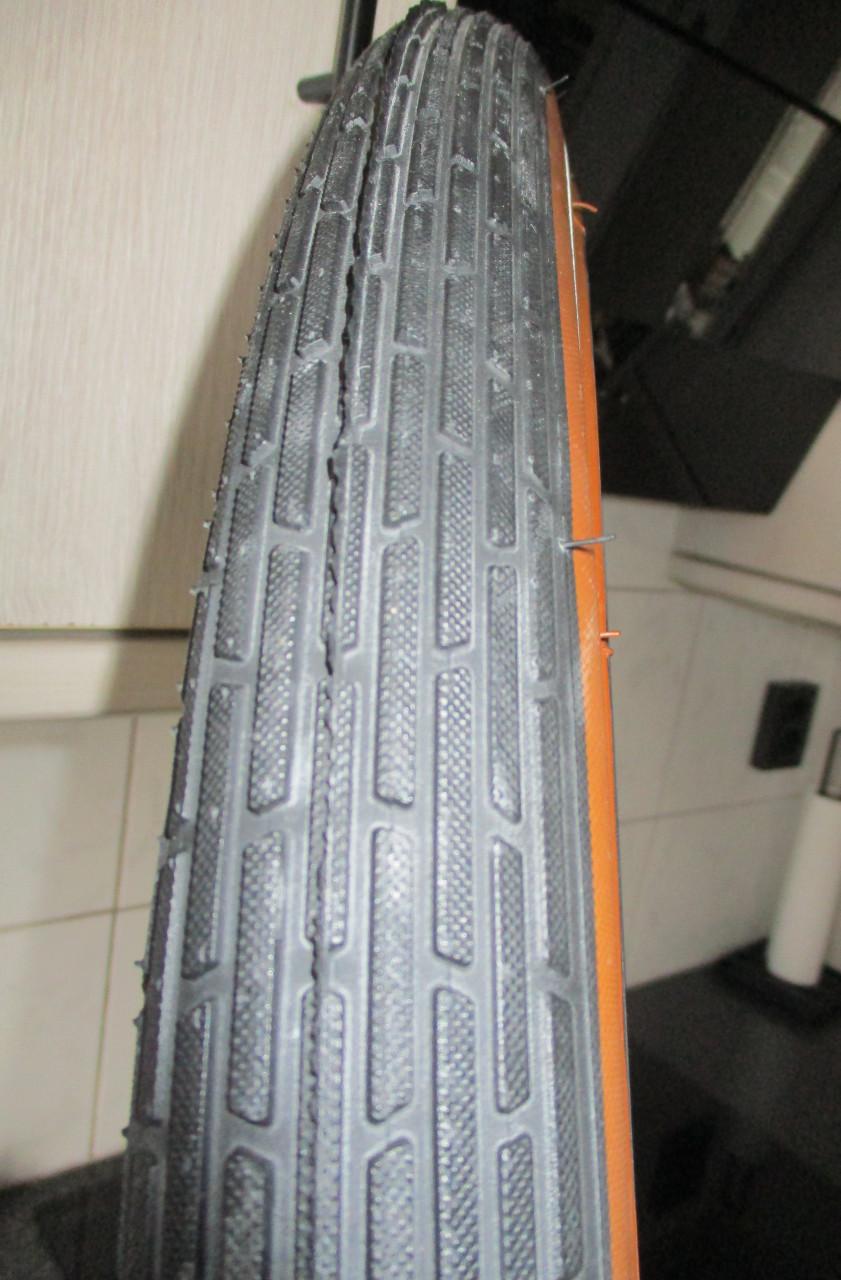 Nieuwe Fietsband  (28x2.00)