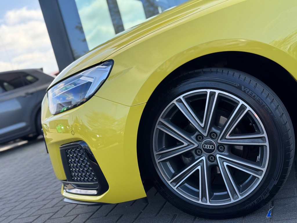 Audi A1 Sportback 25 tfsi edition s- line * carplay * led * automaat