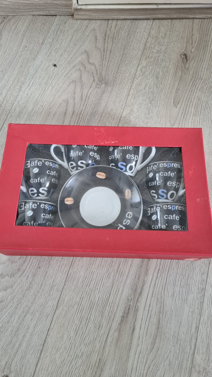 Set koffiemokken in verpaking-Nieuw