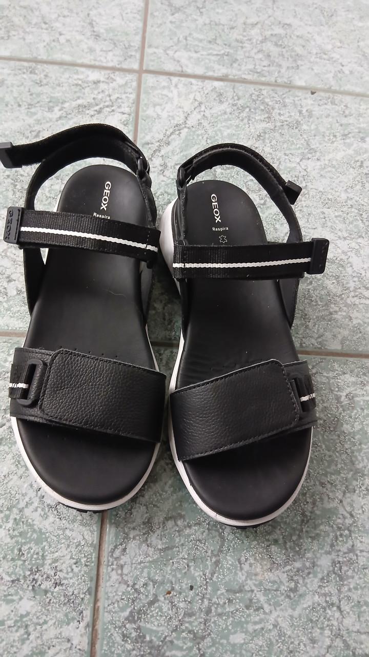 Zomerschoenen sandalen Geox D SORAPIS GRIP - Outdoorsandalen - black nieuw