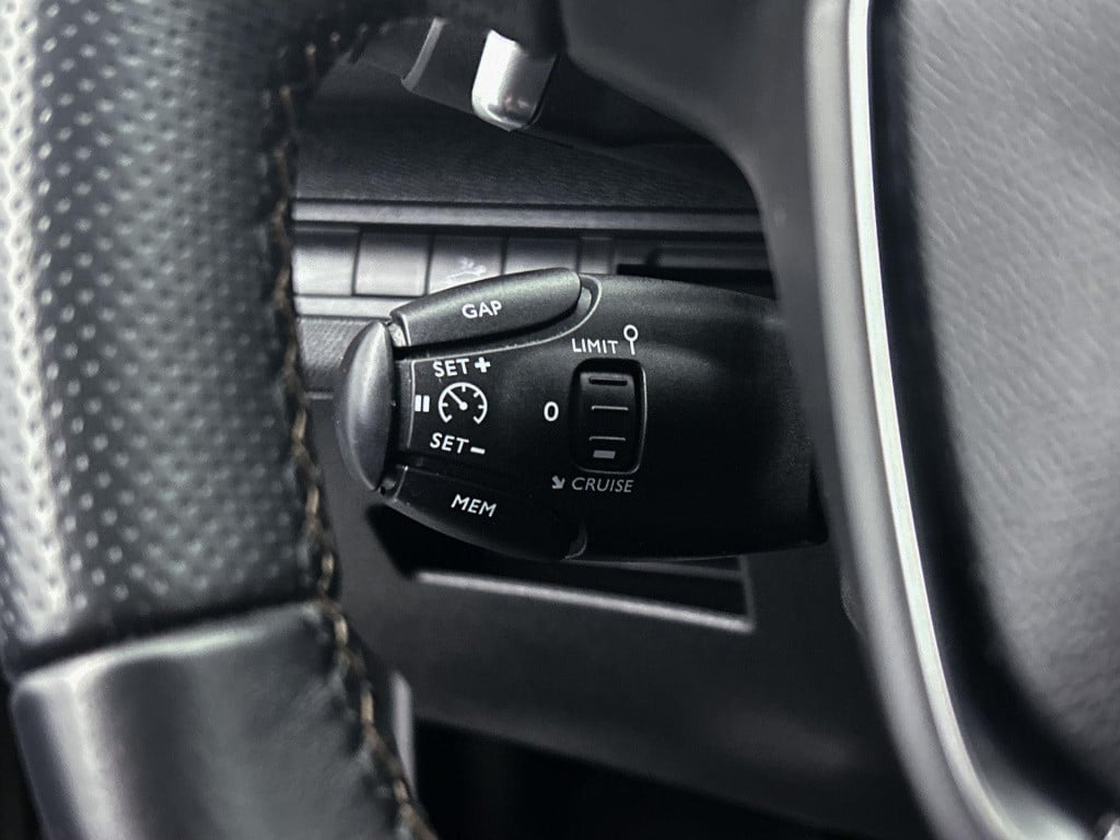 Peugeot 5008 1.6 e-thp gt-line | 7-zits | automaat | panoramadak | leder | 