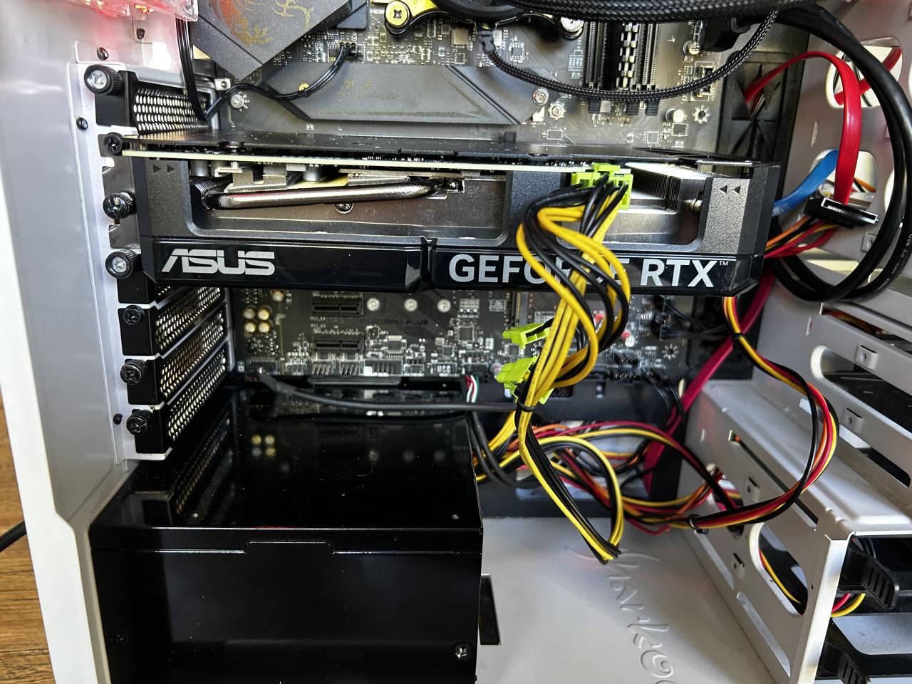 Lekkere PC aangeboden