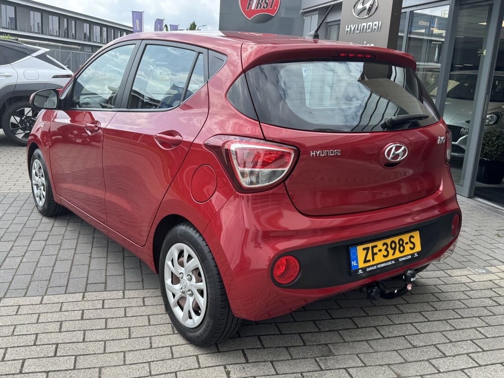 Hyundai I 10 1.0i comfort | trekhaak 13p. | cruise control | airco | blueto