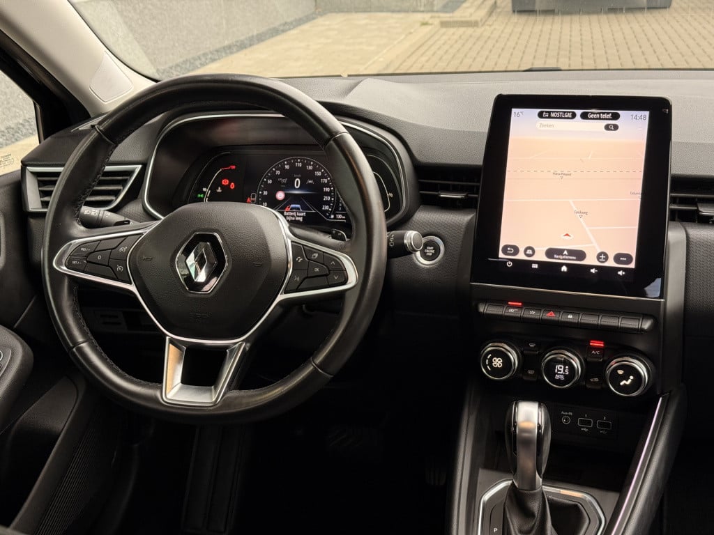 Renault Clio 1.3 tce intens | led | dab | achteruitrijcamera | acc | apple 