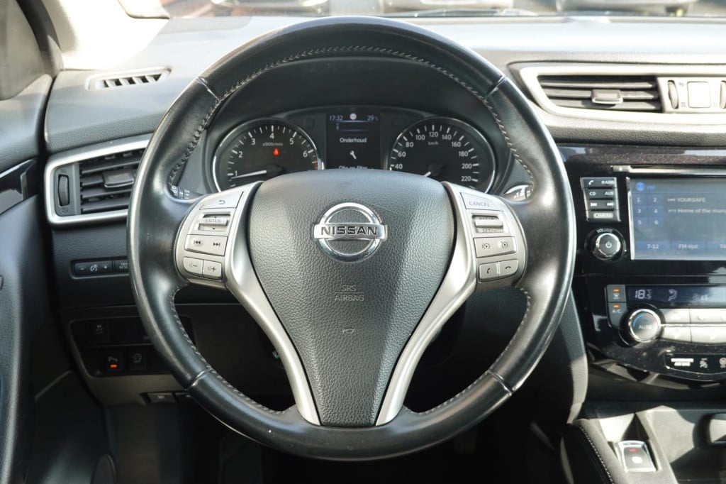 Nissan Qashqai 1.2 connect edition