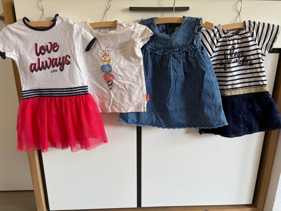 Kledingpakket in zeer nette staat 40+ stuks