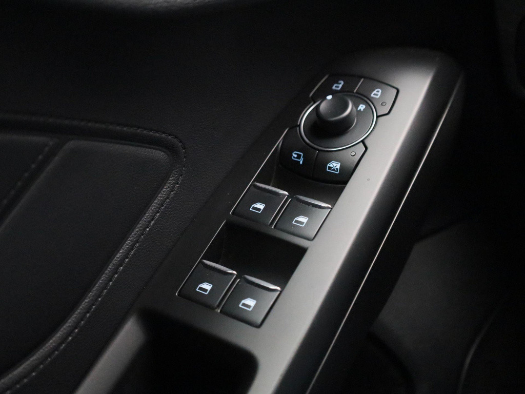 Ford Focus st line | automaat | climate control | cruise control | winterpa