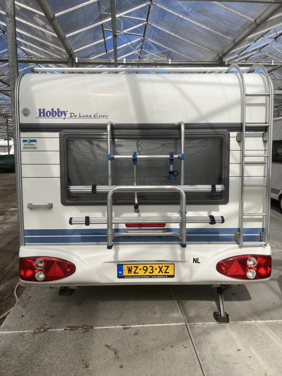 Hobby 495 UFE | schotel | mover | Zakluifel | Nieuwstaat